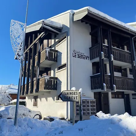 Benevy Apartment